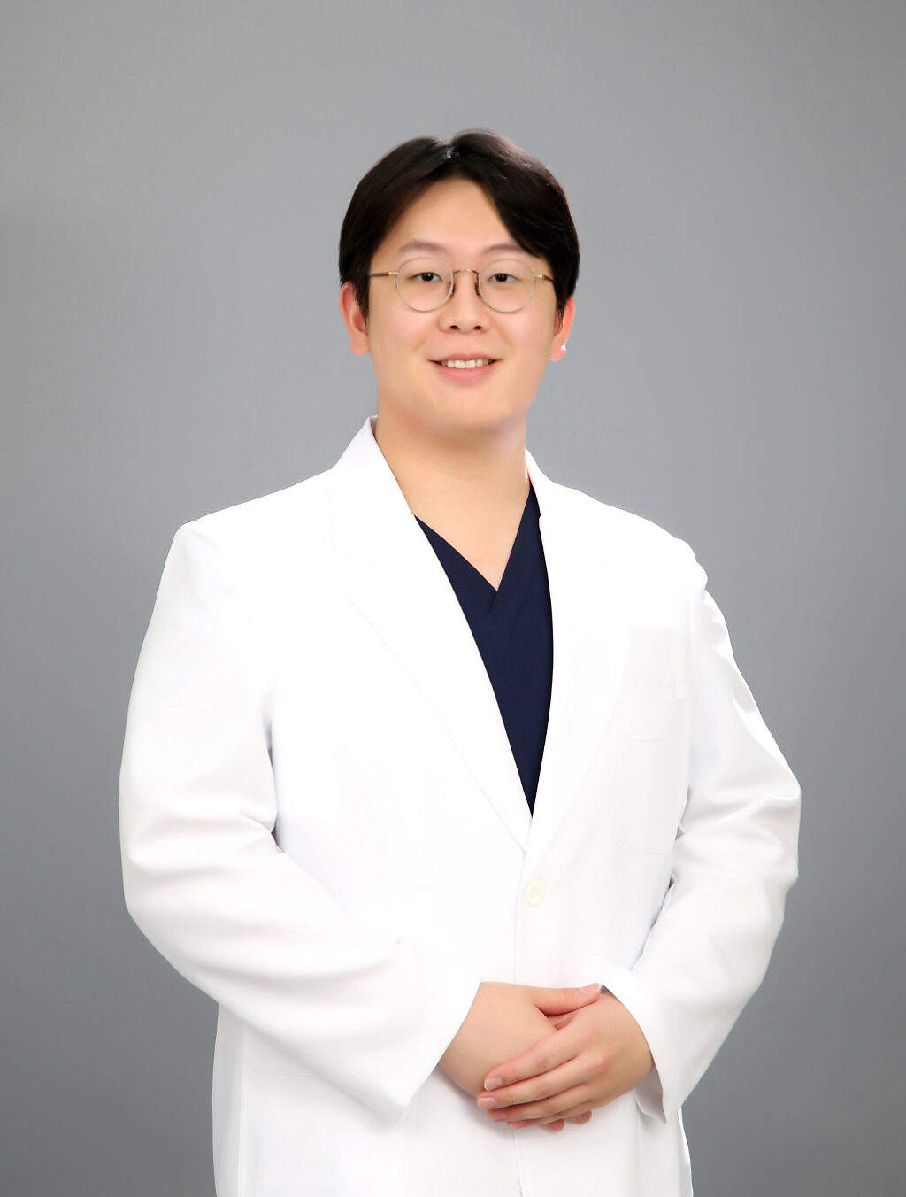 Lee Dong Yoon 